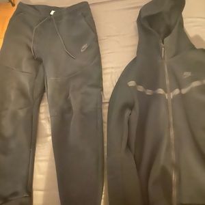 Nike Tech Fleece and Joggers (Black)